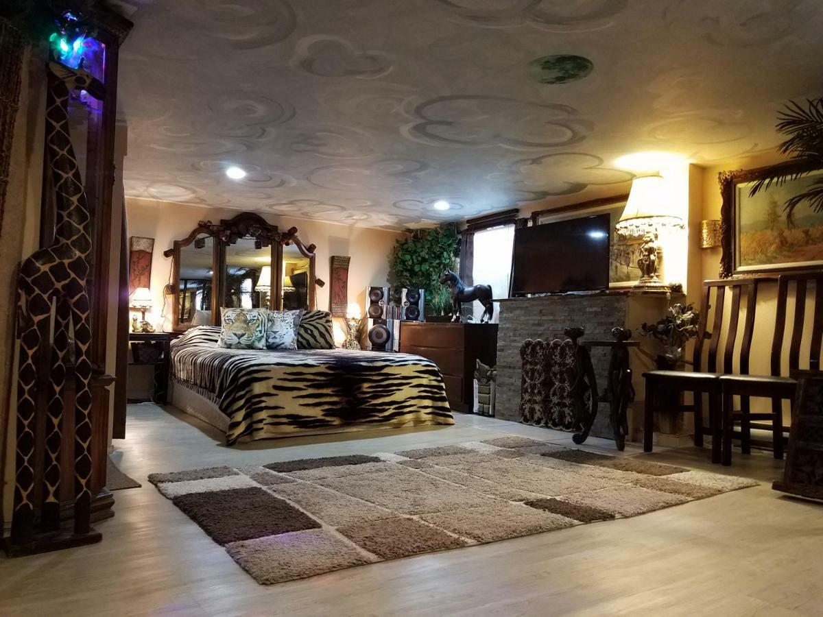 Exotic Large Basement Studio Hotel Montreal Bagian luar foto